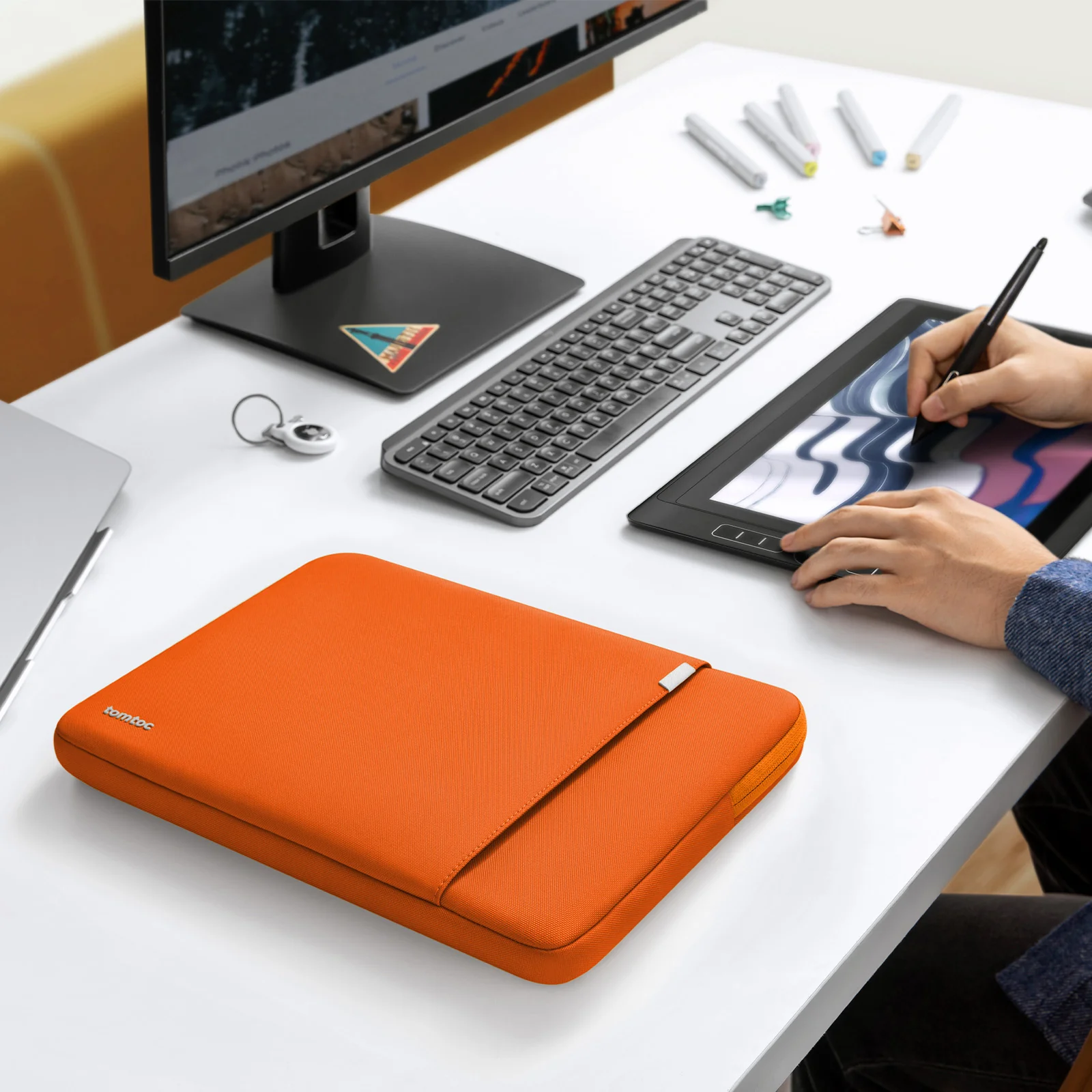 Defender-A13 Laptop Sleeve for 14 inch MacBook Pro - Image 87