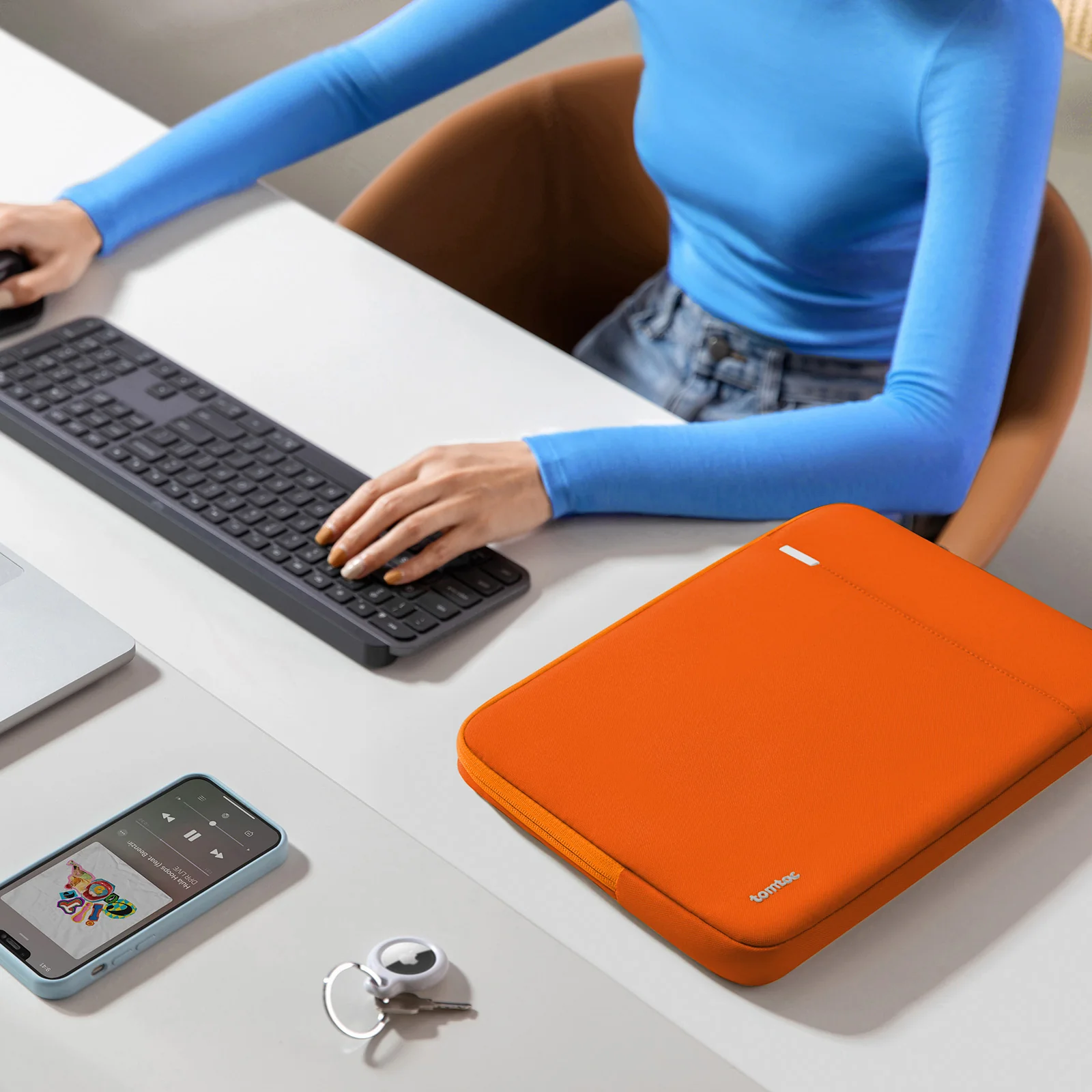 Defender-A13 Laptop Sleeve for 14 inch MacBook Pro - Image 88