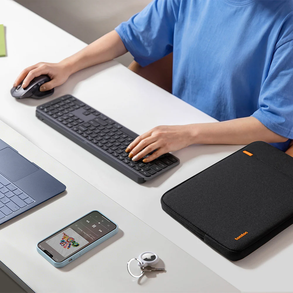 Defender-A13 Laptop Sleeve for 13 inch MacBook Neo - Image 14