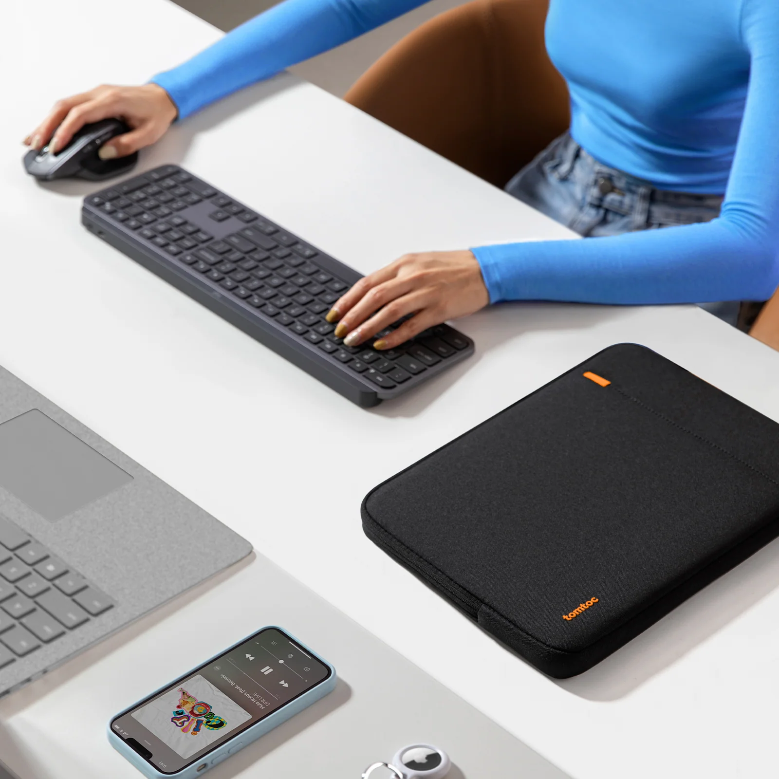Defender-A13 Laptop Sleeve for 13.5-14.4 inch Laptop - Image 22
