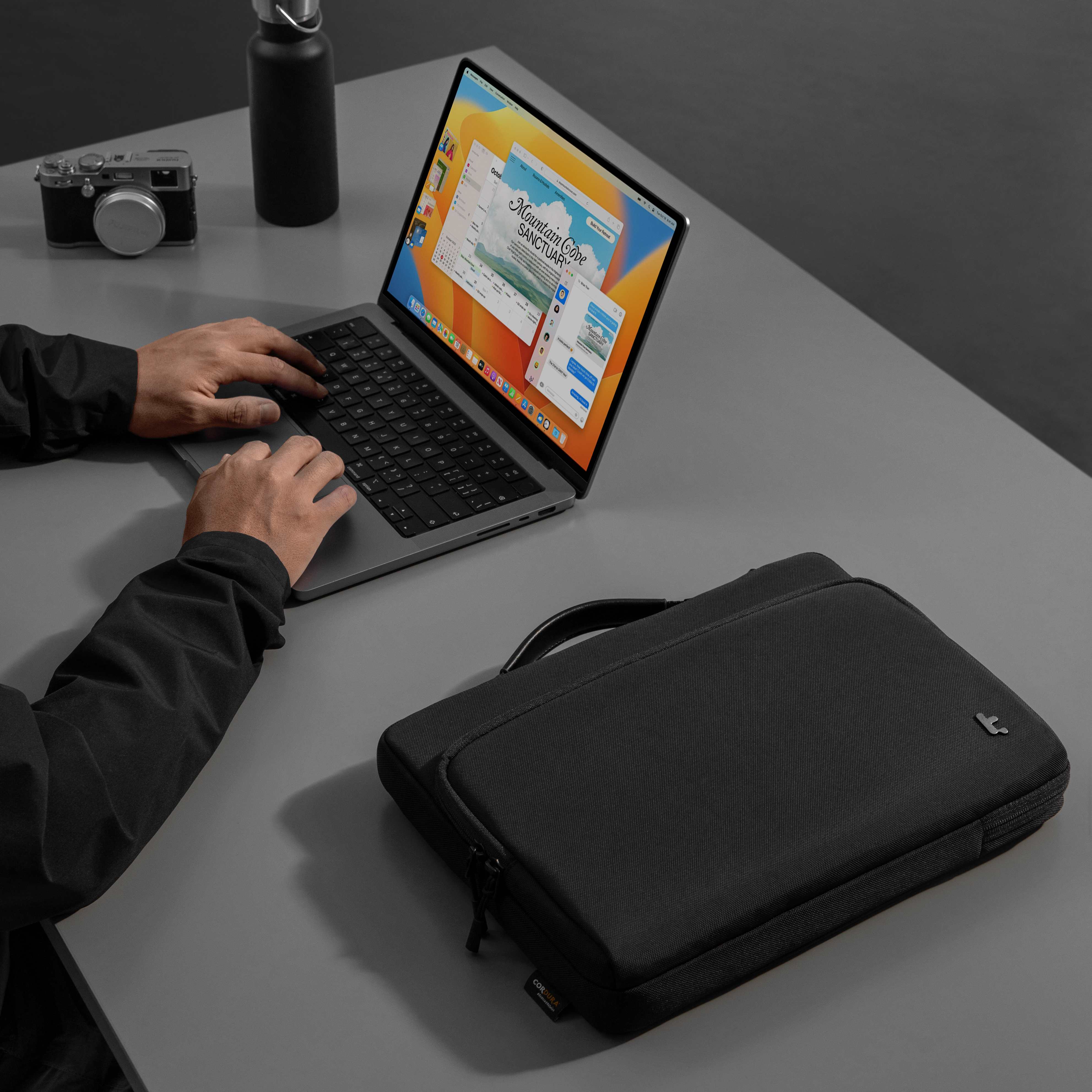 Defender-A14 Premium Protective Laptop Briefcase - Image 9