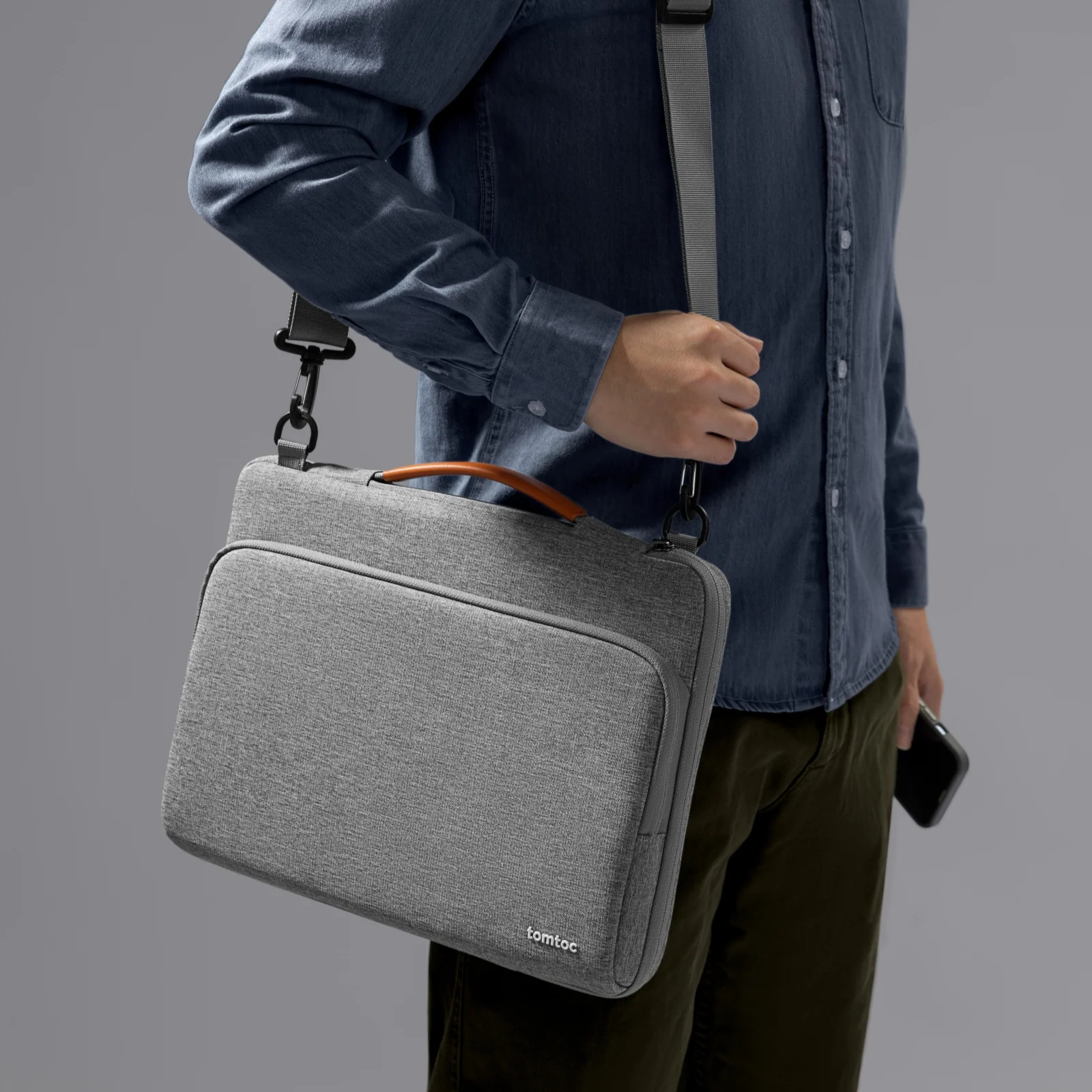 Defender-A40 Laptop Shoulder Bag for 13 inch MacBook Air/Pro - Image 15