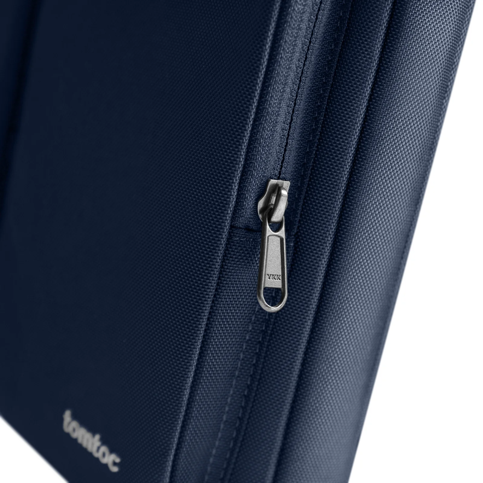 Defender-A42 Laptop Shoulder Bag for 14 inch MacBook Pro - Image 21