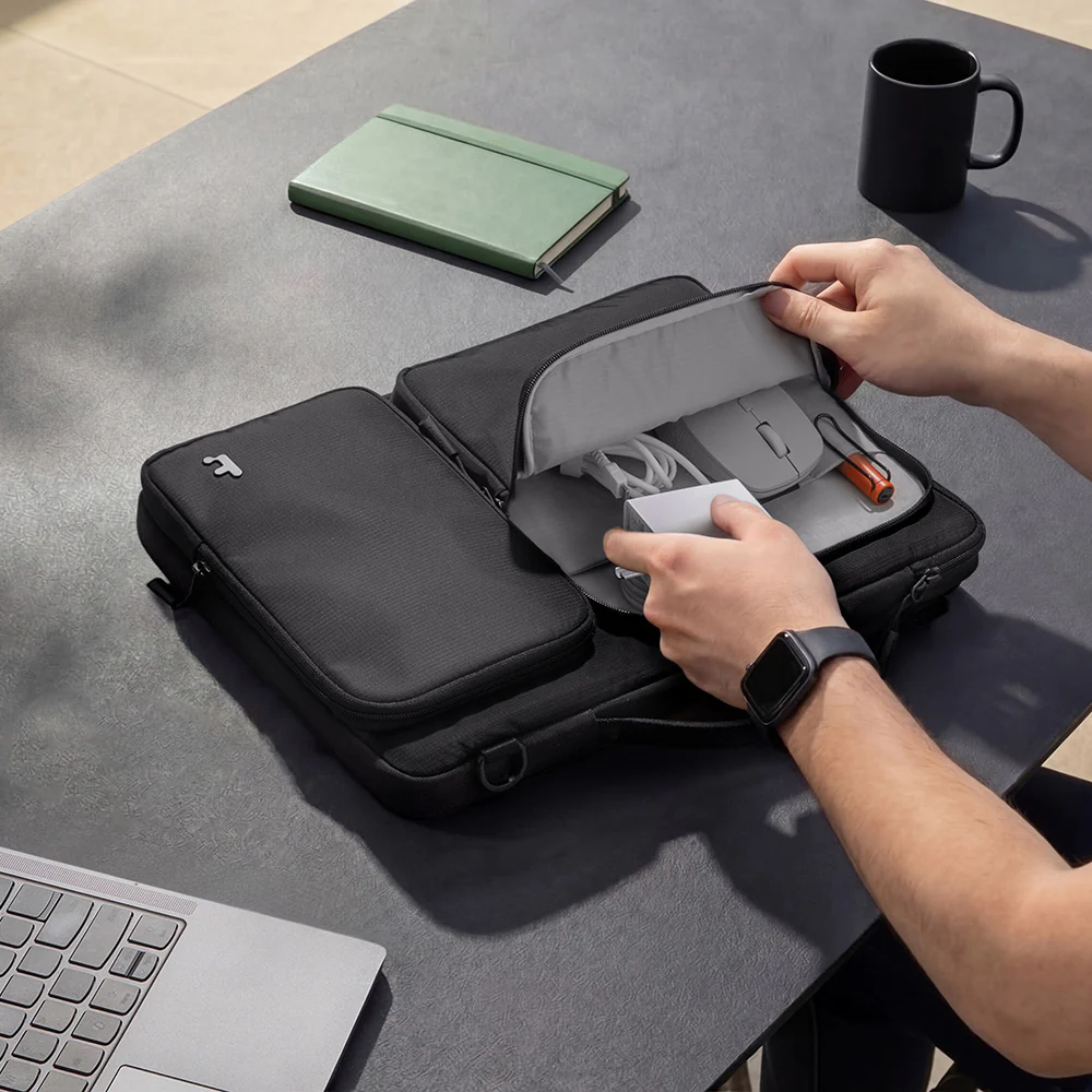 Defender-A42 Premium Laptop Shoulder Bag for 15.6-16.2 inch Laptop - Image 14