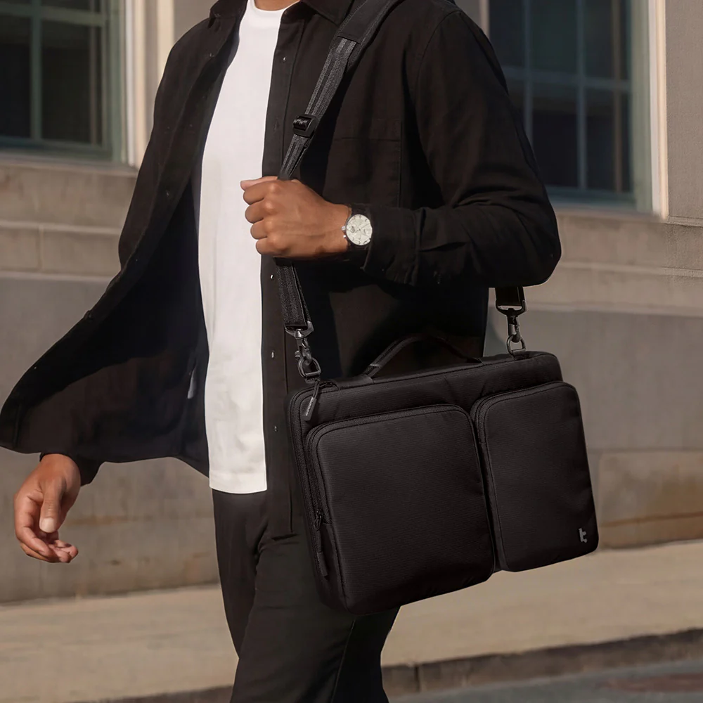 Defender-A42 Premium Laptop Shoulder Bag for 15.6-16.2 inch Laptop - Image 17