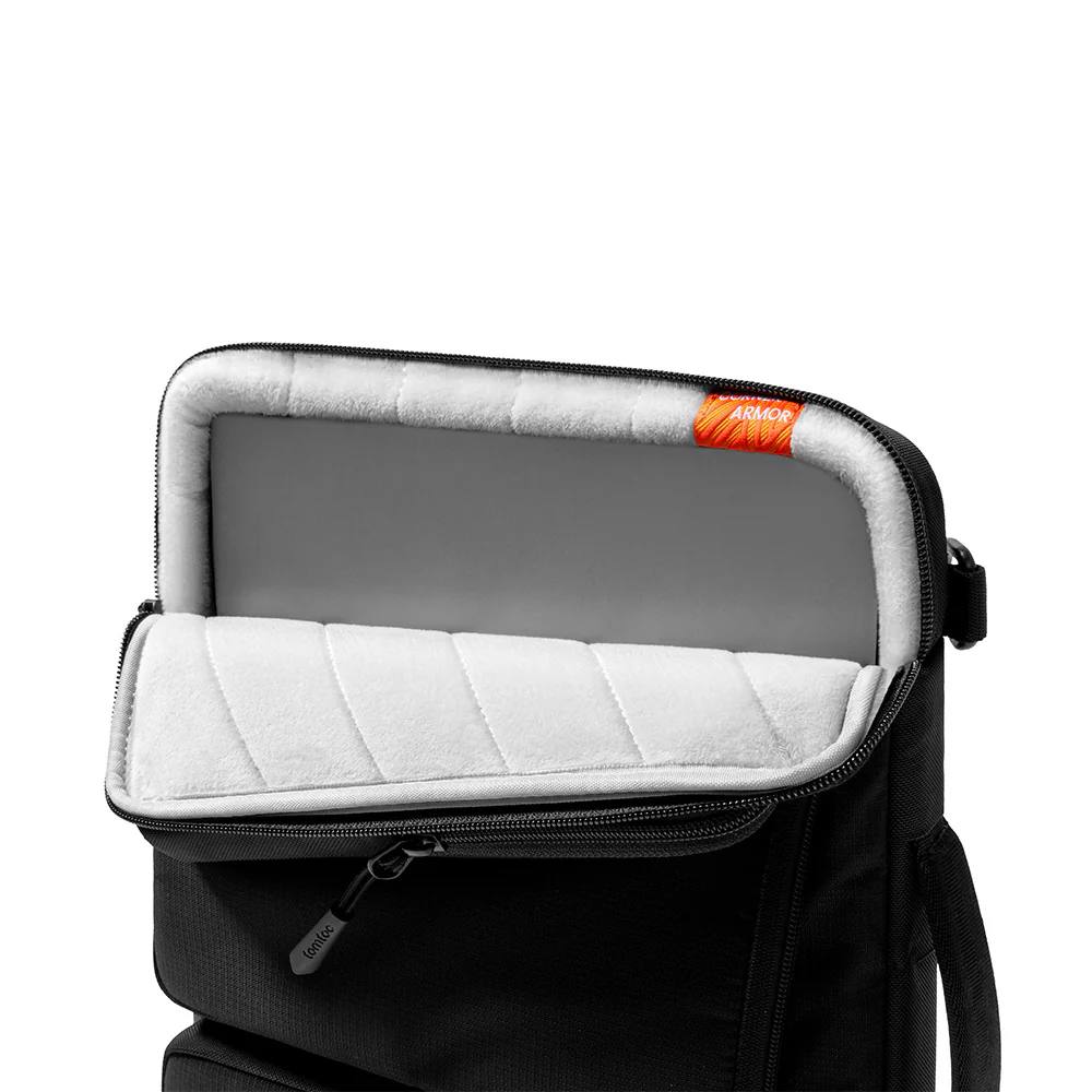 Defender-A42 Premium Laptop Shoulder Bag for 14 inch MacBook Pro - Image 5