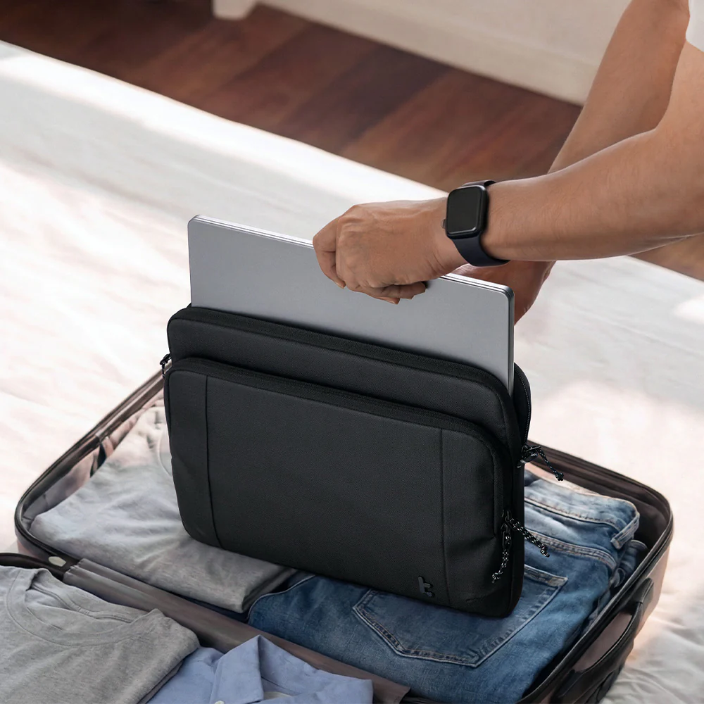 Essence-A34 Protective Laptop Bag for 16 inch New MacBook Pro - Image 18