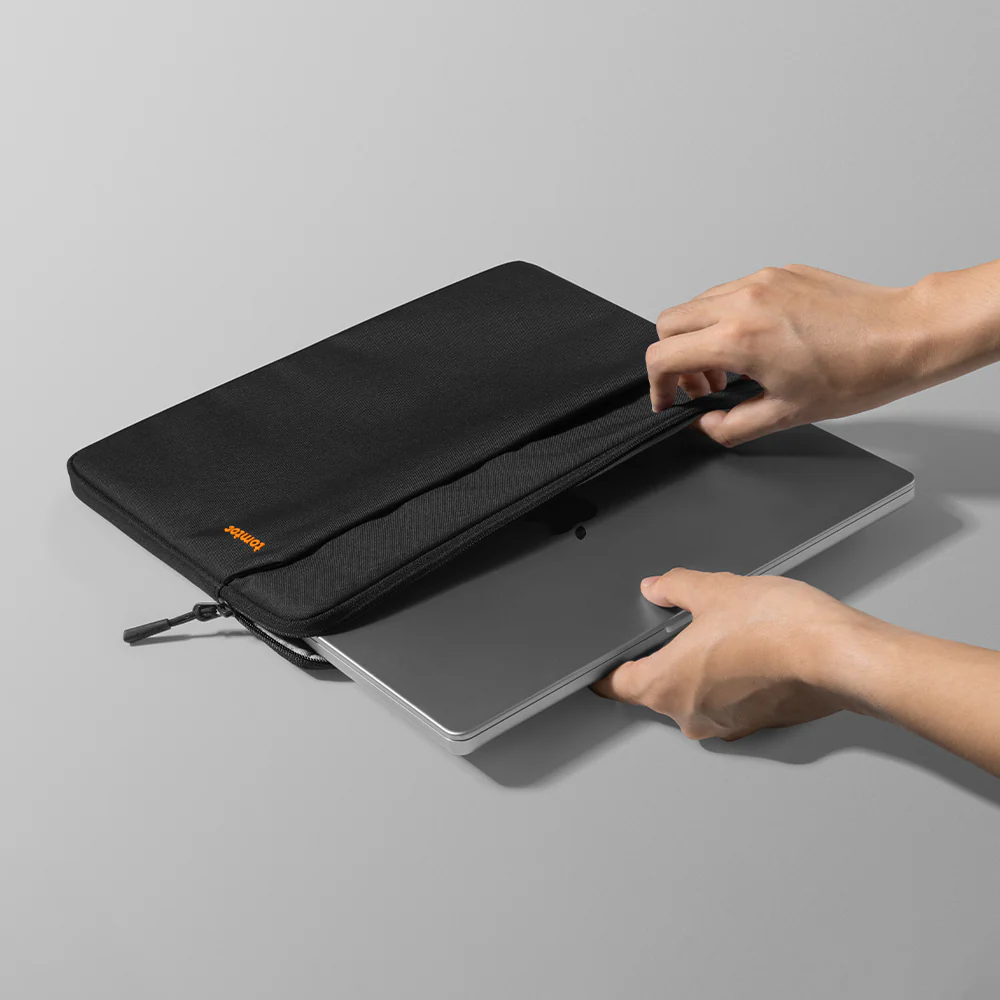 Light-A18 Laptop Sleeve for 14 inch MacBook Pro - Image 41