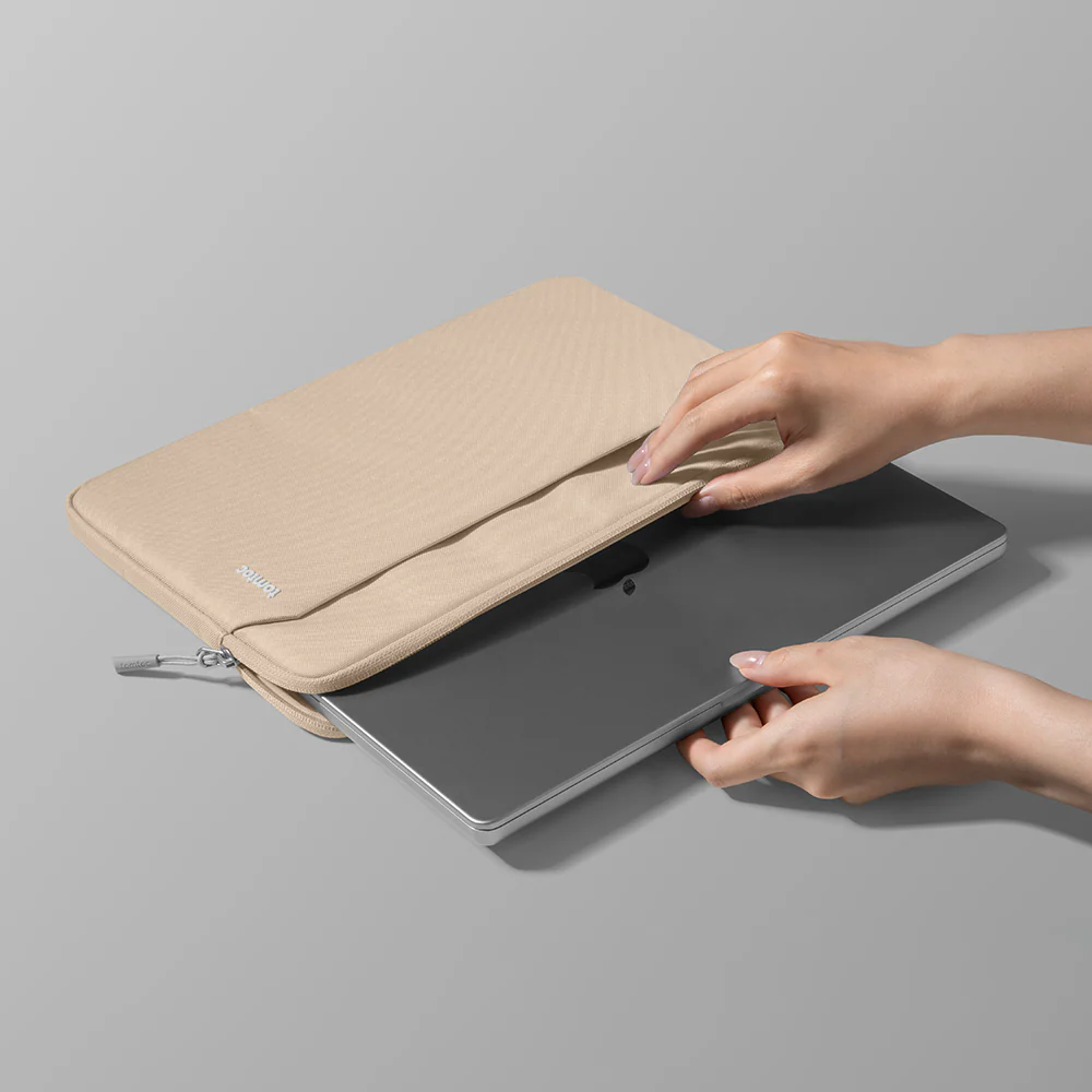 Light-A18 Laptop Sleeve for 13 inch MacBook Air/Pro - Image 62