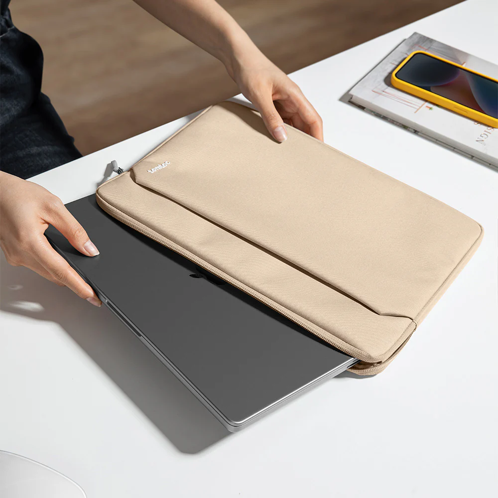 Light-A18 Laptop Sleeve for 13 inch MacBook Air/Pro - Image 64