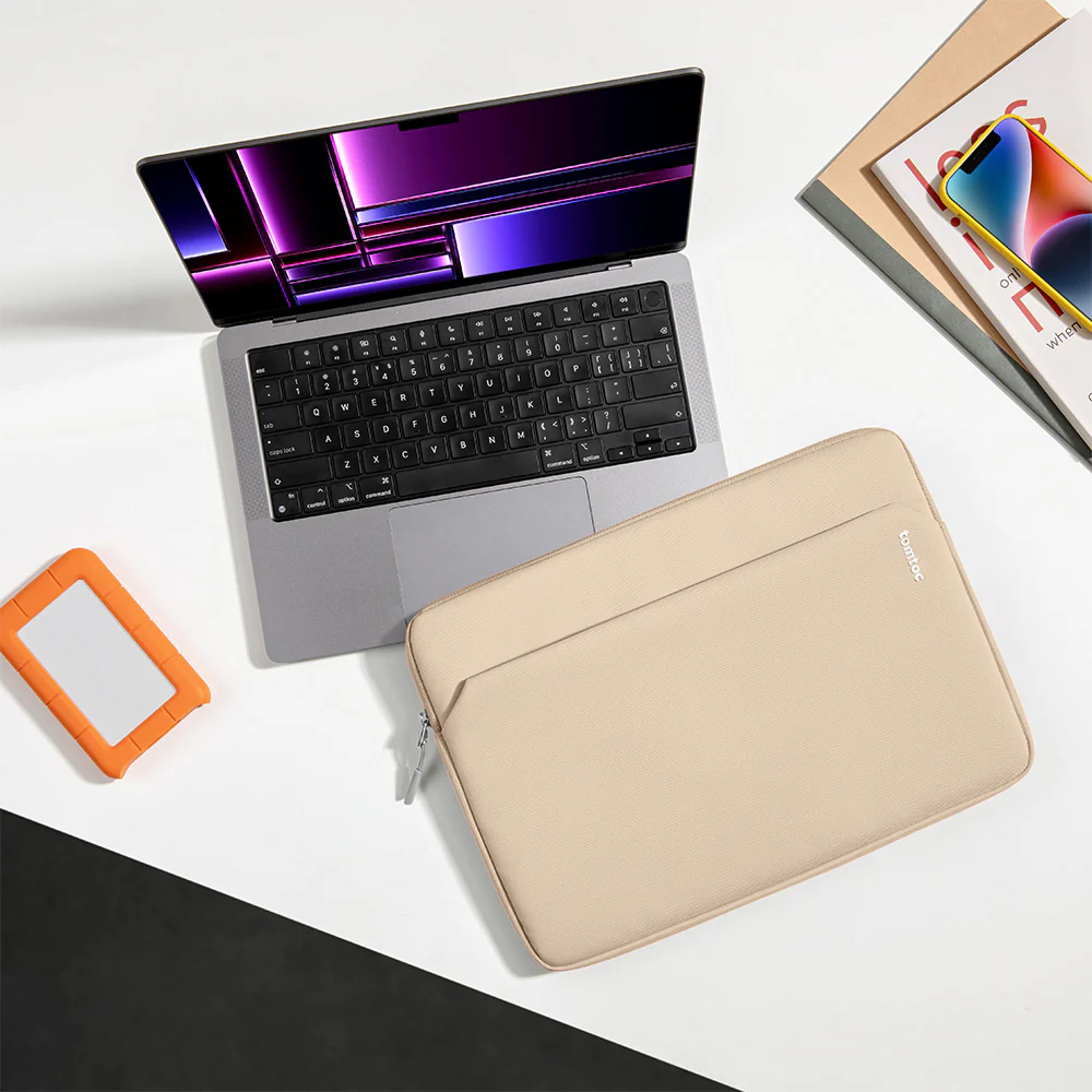 Light-A18 Laptop Sleeve for 13 inch MacBook Air/Pro - Image 65
