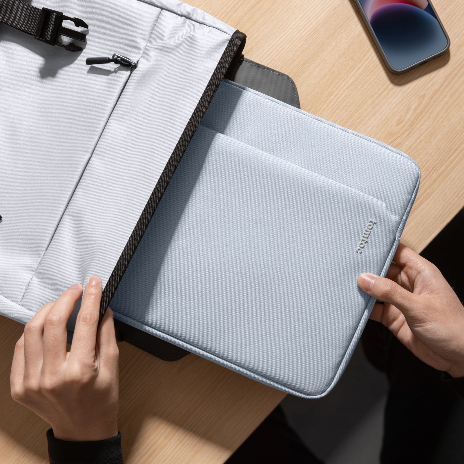 Light-A18 Laptop Sleeve for 14 inch MacBook Pro - Image 78