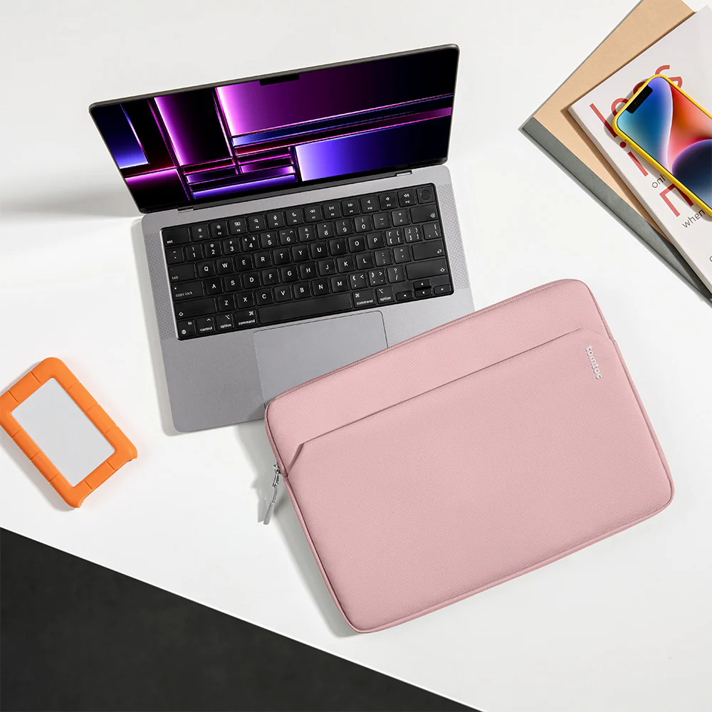 Light-A18 Laptop Sleeve for 14 inch MacBook Pro - Image 59