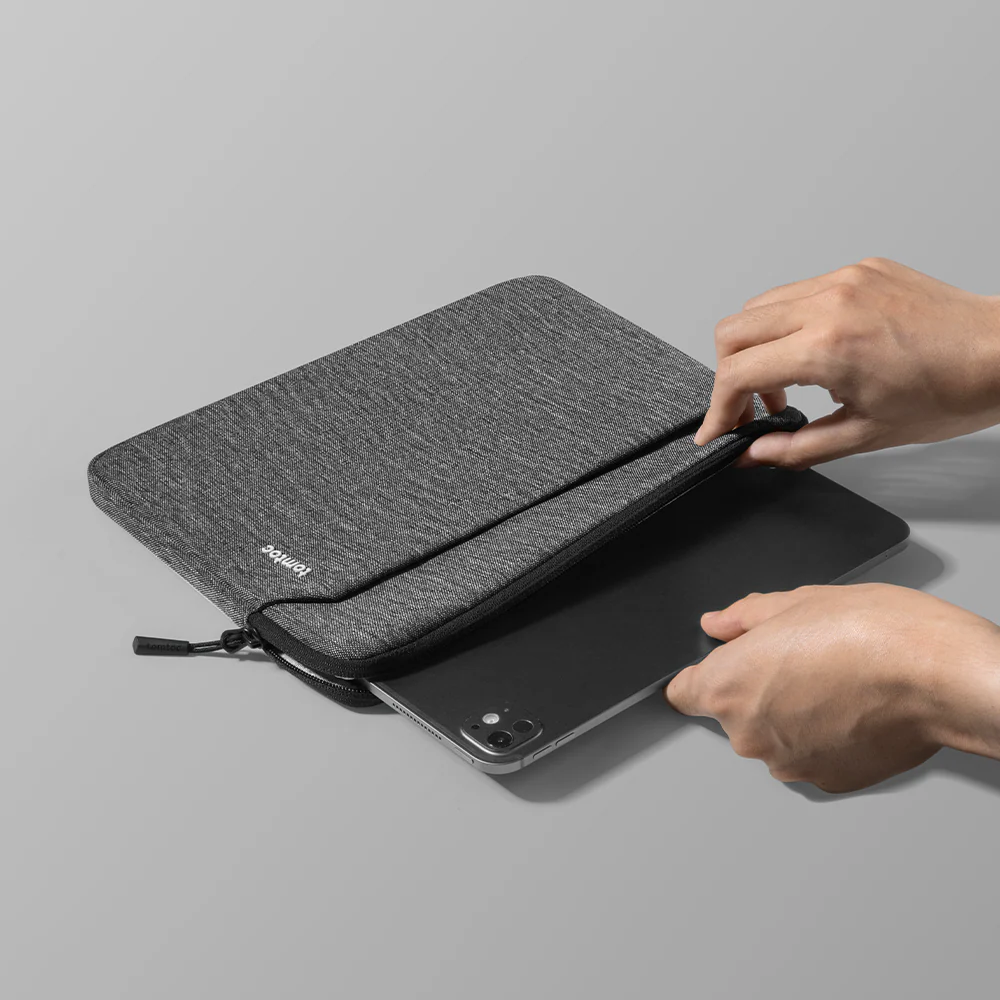 Light-B18 Tablet Sleeve for 11 inch iPad Air/Pro - Image 29