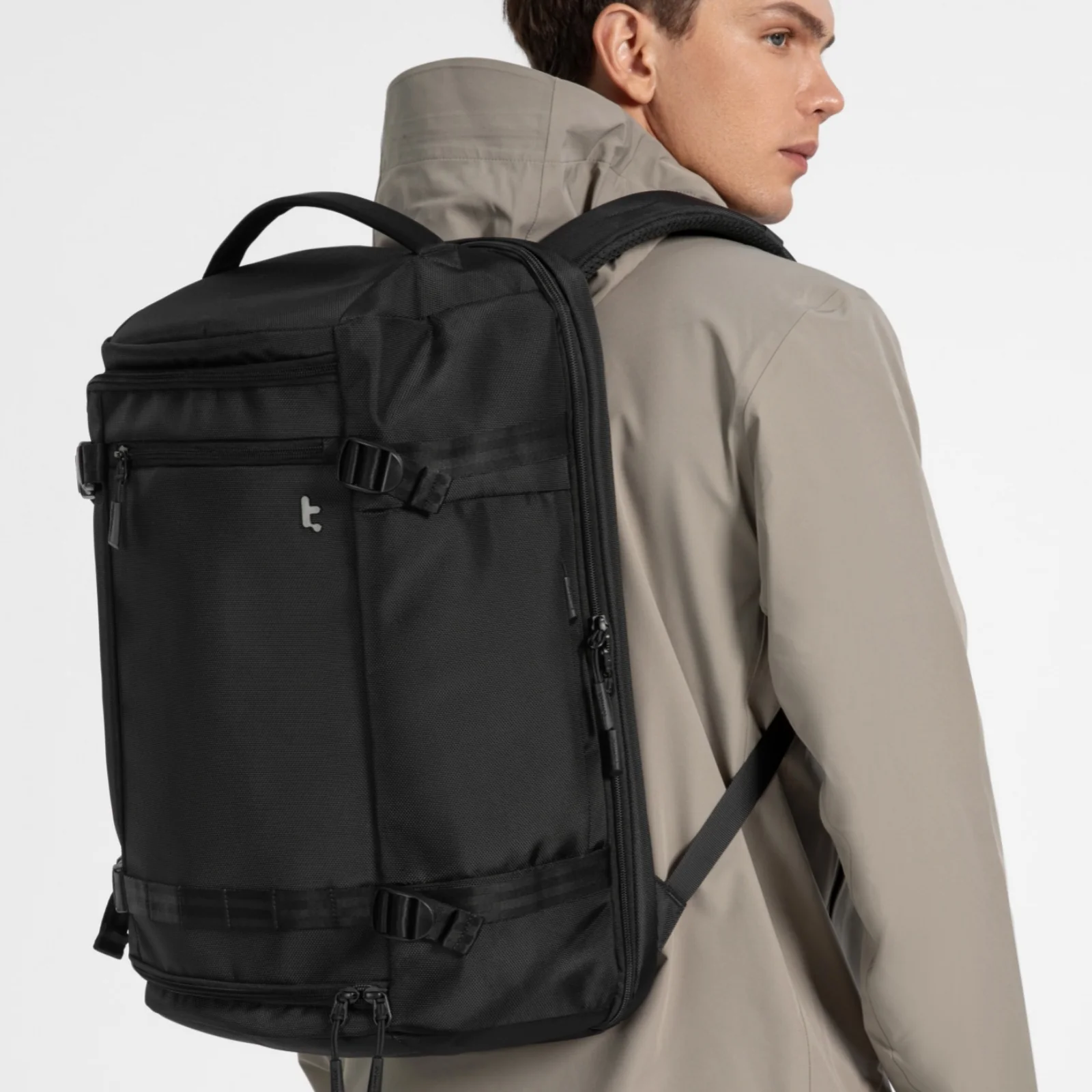 Navigator-T67 Travel Laptop Backpack 38L - Image 3