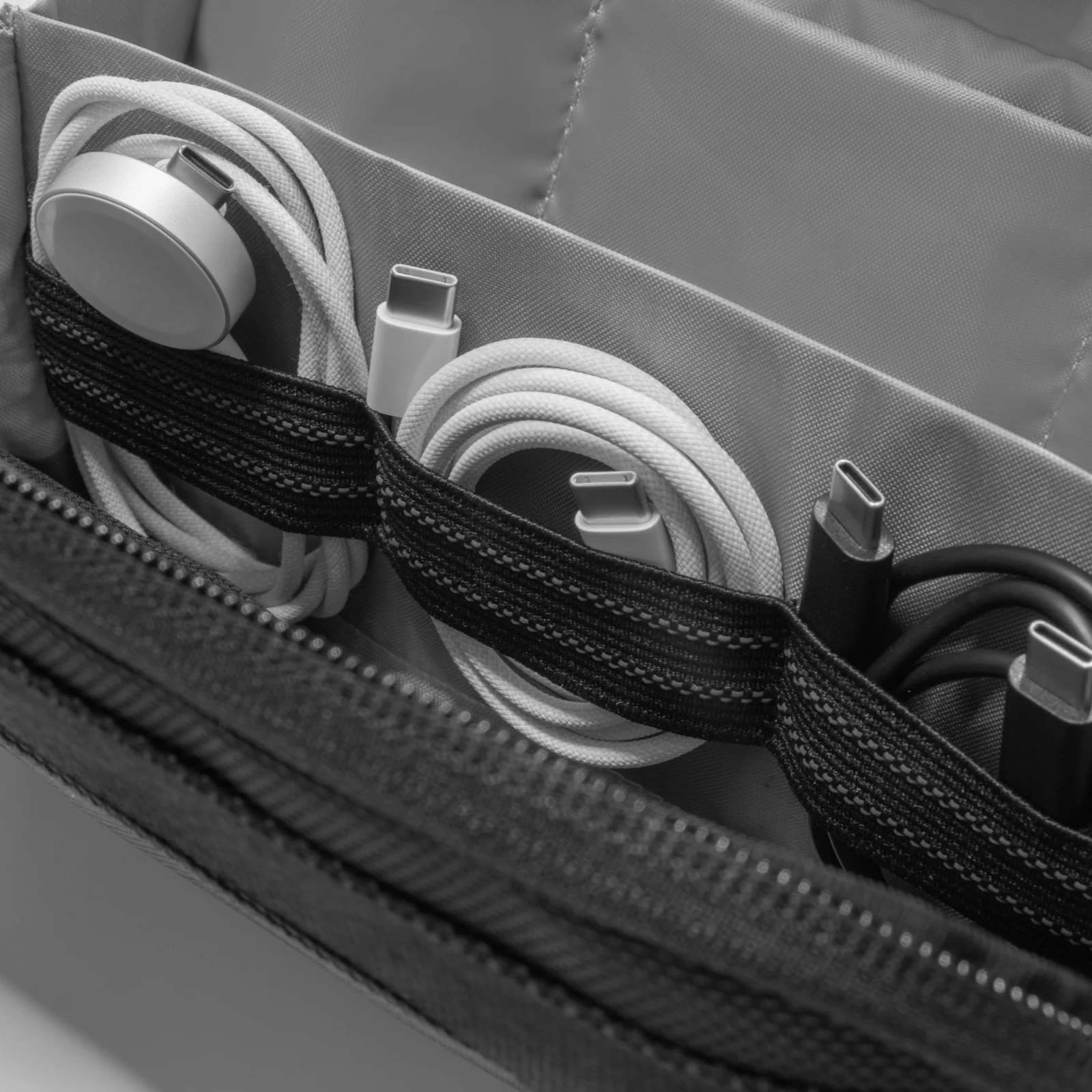 Navigator-T13 Accessory Pouch S - Image 6