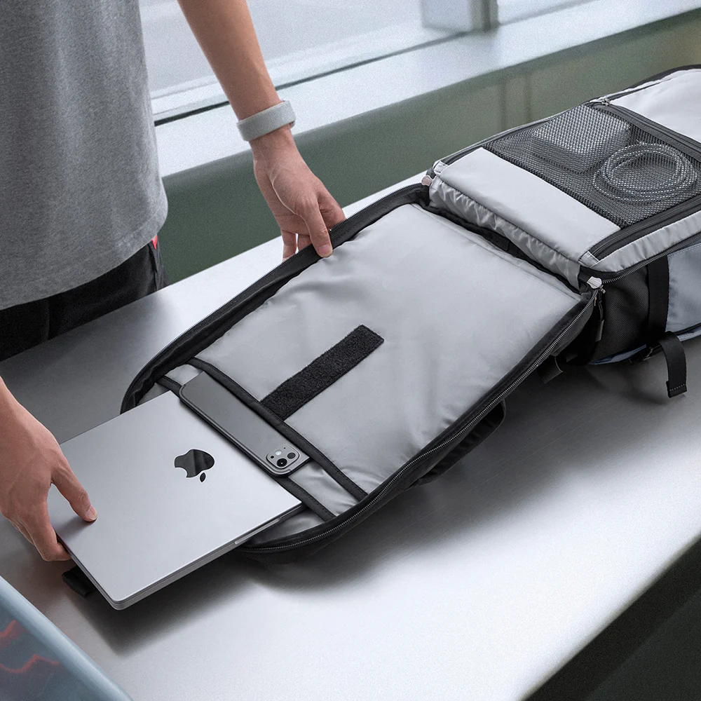 Navigator-T66 Liteway Travel Laptop Backpack 40L - Image 24