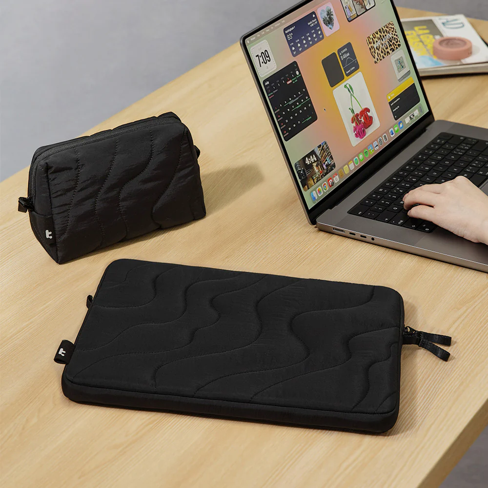 Terra-A27 Laptop Sleeve Kit for 14 inch MacBook Pro - Image 31